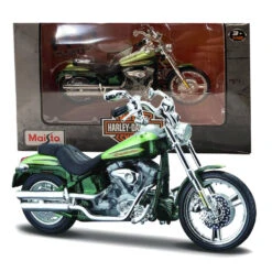 Maisto H-D Custom Harley Davidson Motorcycles Series 37 2004 FXSTDSE CVO 1:18 Scale