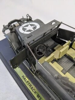 WW2 Army Armoured Personnel Carrier M3 Half Track 1:24 Die-Cast Model -Go Figure Collectables Sales 5e96a83b973933 72199208 jpg 6005444930b62