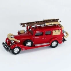 Matchbox Yesteryear Fire Engine Series 1:60 Scale Cadillac Fire Wagon 1933 YFE03 -Go Figure Collectables Sales d3 jpg 63ce11b694f78