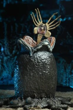 NECA Alien 40th Anniversary Big Chap Ultimate 7" Scale Action Figure -Go Figure Collectables Sales hound jpg 63f0139794fbf