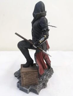 N/A Assassins Creed Syndicate Evie Frye 9" Vinyl Statue [BIB] -Go Figure Collectables Sales pxl 20220625 052636015 jpg 62b6a59c6c839