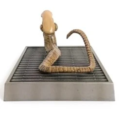 Alien Konami SF Movie Selection Vol.1 1979 Alien Chest Burster Figure -Go Figure Collectables Sales q2 jpg 642527e9ad38e